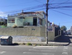 Casa esquinera en venta: Andalucía, La Concepción